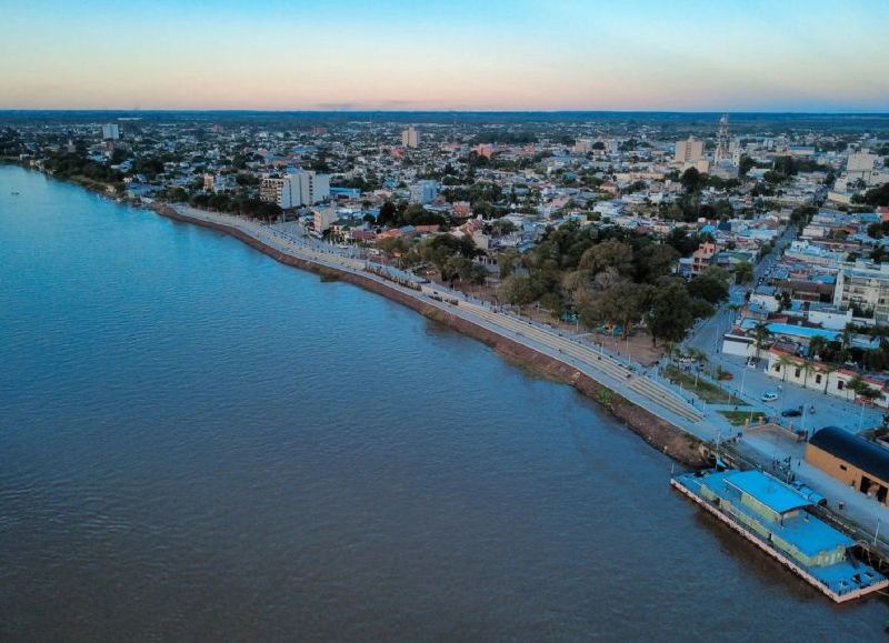 Con una inversión millonaria, Valdés inauguró la nueva Costanera de Goya