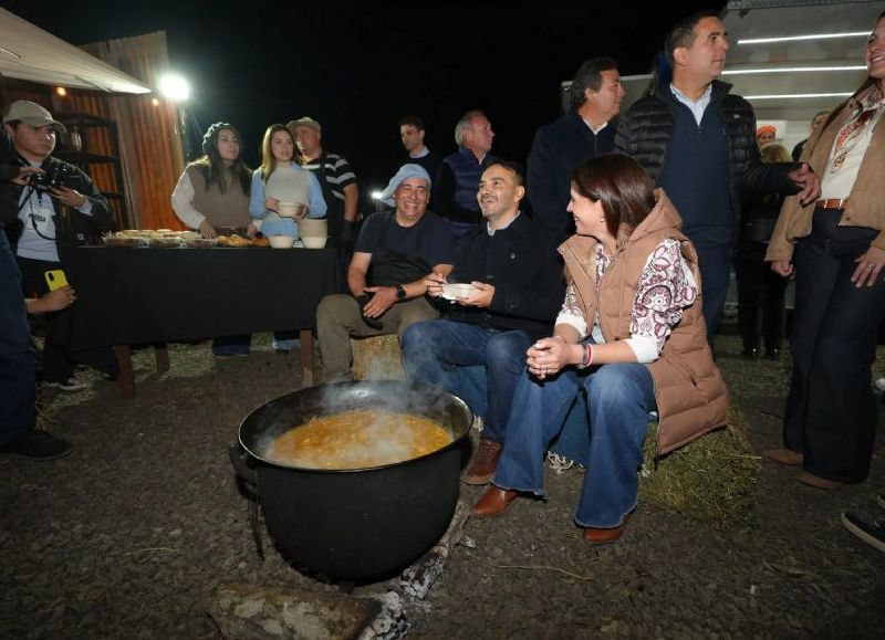 Valdés inauguró la Fiesta Provincial del Locro y ratificó su apoyo para proyectarla a nivel nacional