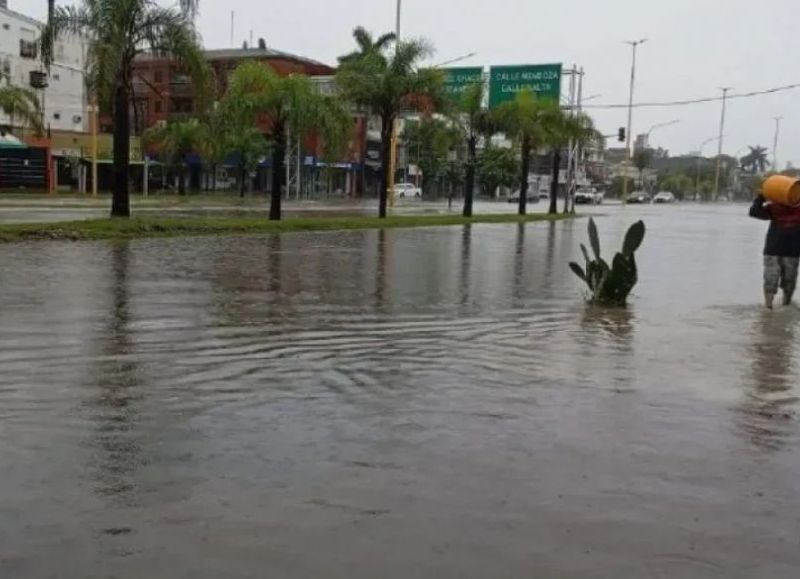 Emergencia hídrica en Corrientes: cayeron más de 600 milímetros de lluvia en cinco días y hay más de 150 evacuados